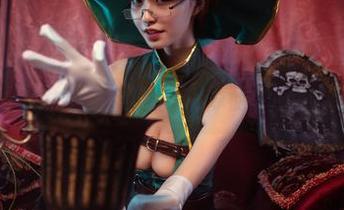 来瞧瞧沧霁桔梗的白色之旅，分享的是她的精彩与胆量