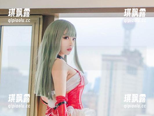 在线见证，清颜颜子用黑丝把日常变成了一场美丽的冒险。