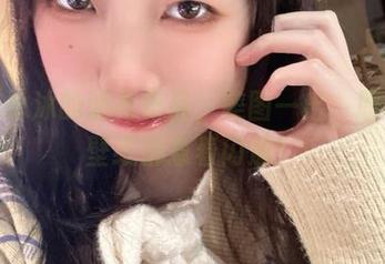 炸酱沐沐的油亮作品，美图一出，原本的壁纸都急着闪避！
