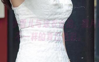 爱尤物 - 小雪儿与泳衣合拍，照片展现了不一样的夏日色彩。