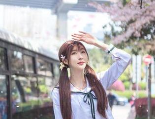 王羽杉的圣诞COS：只要有资源，就能随意换装！
