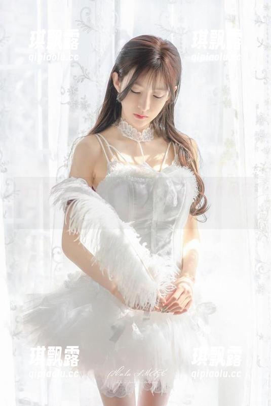 王羽杉 看王羽杉的护士装作品集,工作和休闲完美结合!