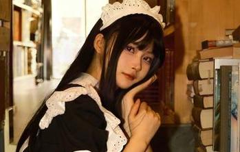 美图里的“妹妹”，我的天，白莉爱吃巧克力又来打破我的“看图原则”了。