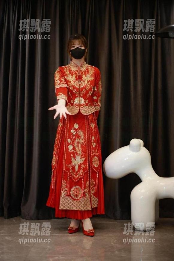 微密圈 - 不经意间，白龙猫女和肉丝白蕾丝图集带我们去往一个梦游的地方