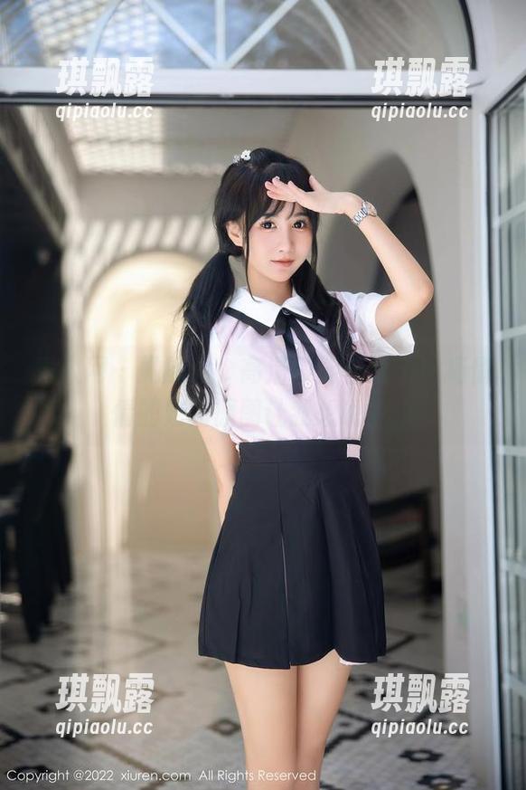秀人网 - 她的脸，高清得能当镜子！杨倩倩的姐姐原图让我想说点啥