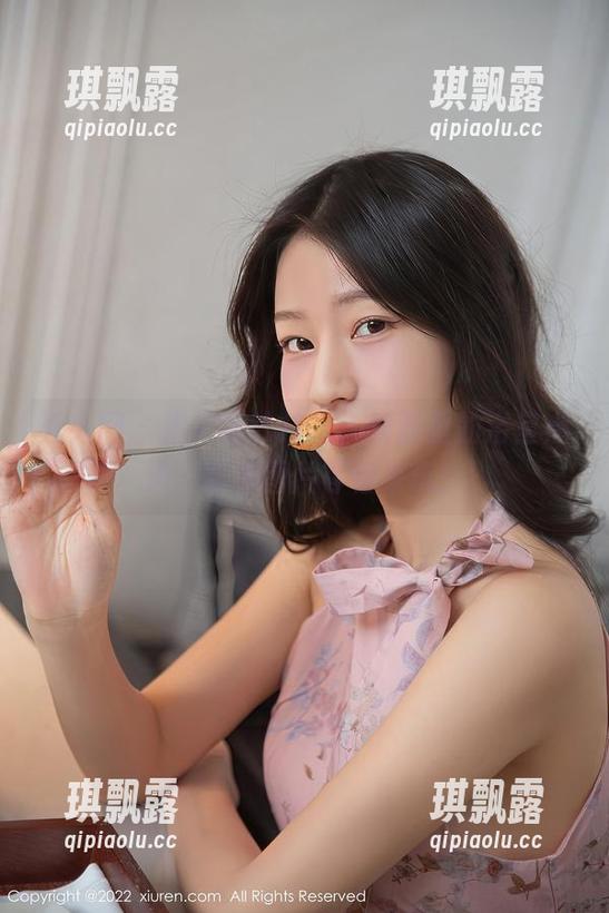 秀人网 - 指尖涂涂抹抹，爱酱里的浴室点滴：精选图片等你来玩！