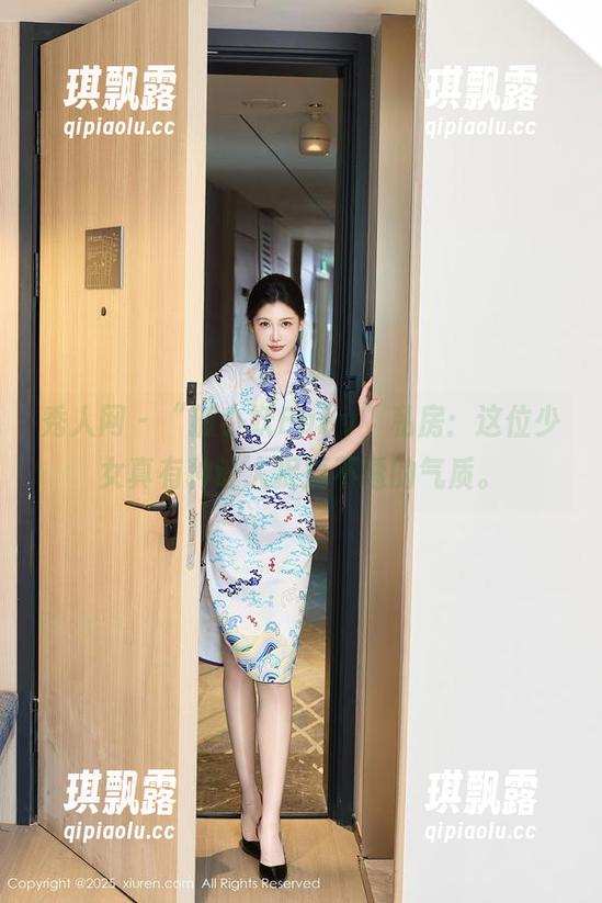 秀人网-狐小妖Baby 秀人网 - “狐小妖Baby”私房:这位少女真有种让人捉摸不透的气质。