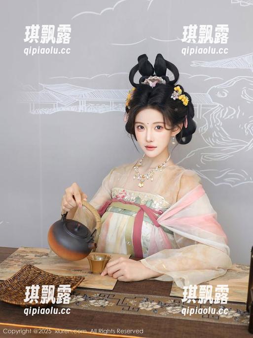 秀人网 - 原图：田兮白的教室，墙角的桌椅也是在对话吗