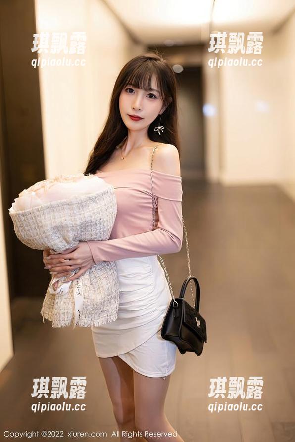 秀人网-黄可Christine 秀人网 - 黄可Christine女神全集下载,保证你关注的时刻没白费!