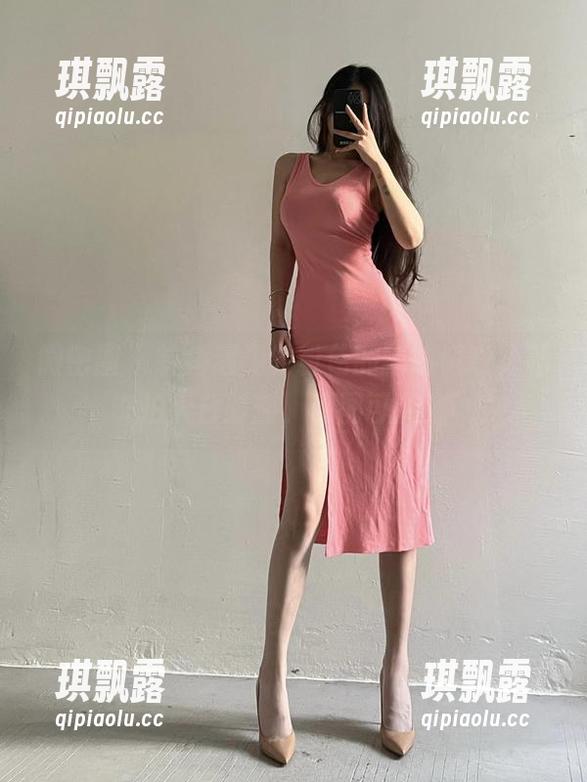 微密圈 - 转角遇见的粉色的猪陈佩奇，私拍天台时刻，原图可见！