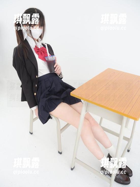 紧急企划 - 林书辞的“裤里丝”合集：这纠结感，是我穿得太多还是他穿得太少？