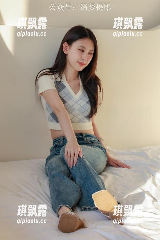 绮梦摄影 - 镂空+娜娜=难以抗拒！高清下载让人欲罢不能！