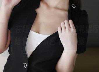 美媛馆 - 在线点评，李七喜的礼服图片，给你的评价留个小备案