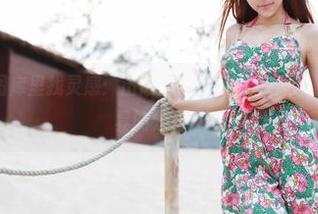 美媛馆 - 从图库里找灵感：田芯娜Angel的校服、骚气与优雅兼具的分享！