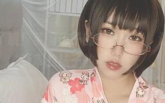 更新了哦！芋圆侑子的棉袜合集，让你重新审视袜子的重要性。