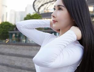 蜜桃社 - 杏子裸足图集独家放送，个别趾头还在反击，不敢下载可要小心哦！