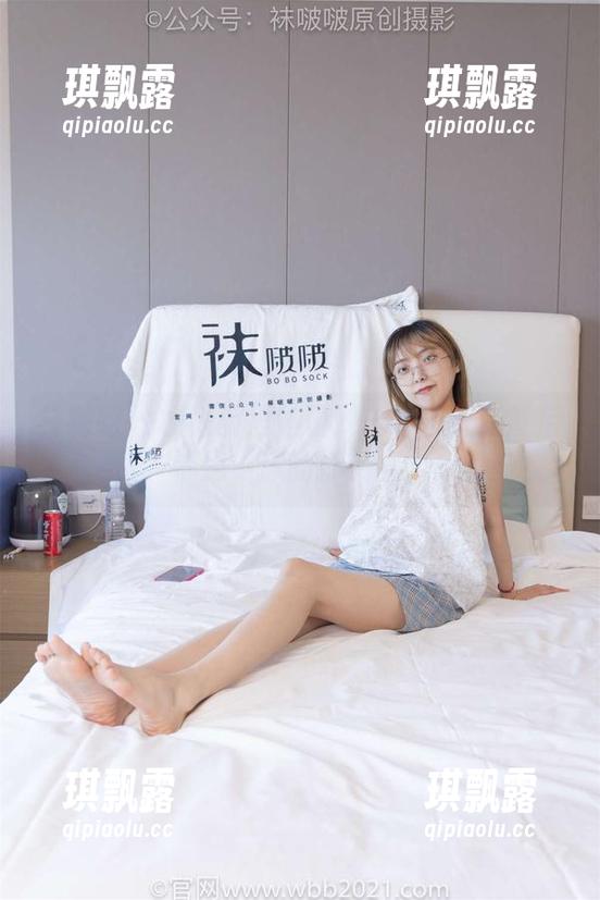 袜啵啵 - 校服裤里丝图册——每一张背后，都是小沫的打工哲学！