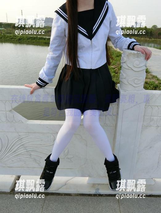 在线欣赏西尔酱的汉服腰，美图亮相，真是符合我的审美但又...