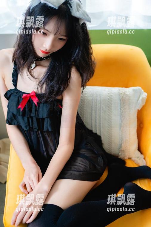西瓜少女：网袜写真，穿上去都是水果的味道吗？