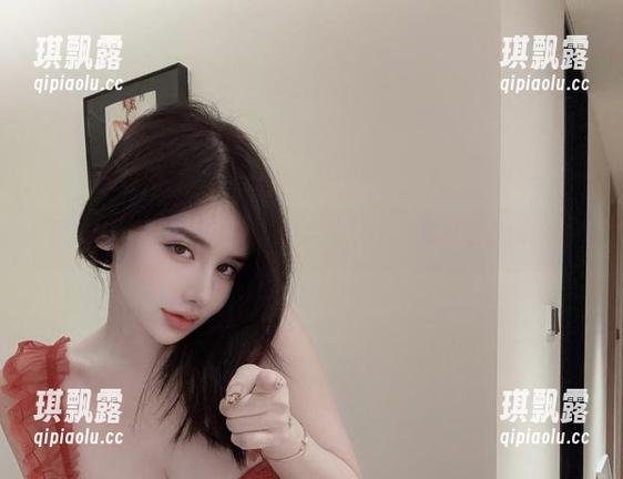 微密圈 - 阿色的黑白网盘合集，反正我只是想偷瞅！