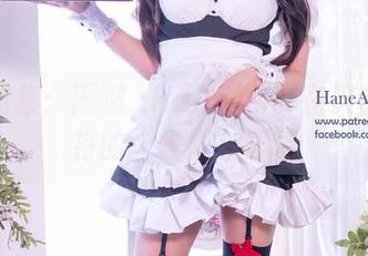 私拍图集：雨波_HaneAme在贝尔法斯特的“怪异”表情