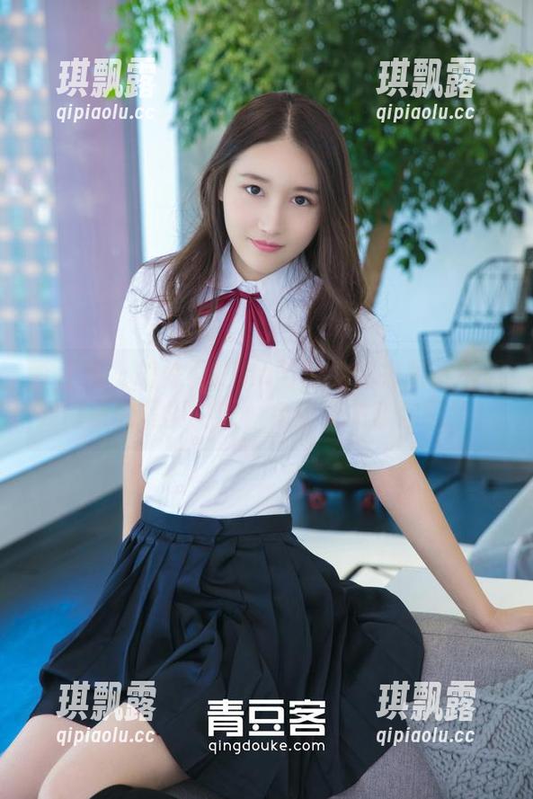 青豆客-战姝羽Zina 青豆客 - 战姝羽Zina与她的体操服:不需要门票的写真之旅,免费网站帮你圆梦!