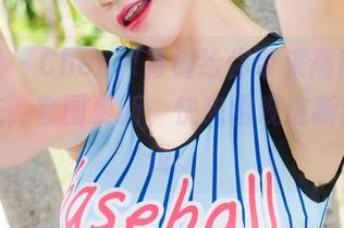 魅妍社 - Cheryl青树给你带来高跟鞋的新穿法，套图更新，快来围观这新潮的步伐。