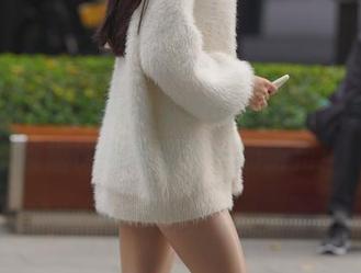 魔镜街拍 - 女神曼曼的最新美图，更新幅度堪比电商双十一的折扣！